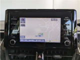 純正ナビを装備。タッチパネル式で使いやすく、お出かけもラクラクです。