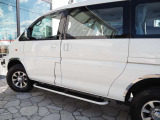 女性にも安心してお乗りいただけるよう、車内の清掃には特にこだわり、メーカー販売時の状態に近づける為に妥協は致しません!!