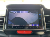 バックモニター付なので駐車もラクラク♪