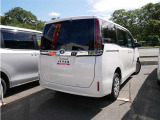 2000cc4WD!7人乗りです