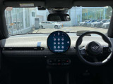 あらかじめ車両本体価格の一部を、据置価格として最終回のお支払い分に設定。月々のお支払いをお手ごろに設定いただけるバリューローンプログラムがご利用いただけます。支払回数は24・36・48・60回から選べます。