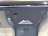 【i-ACTIVESENSE】走行中に前方の車両等を認識し、衝突しそうな時は警報とブレーキで衝突回避と被害軽減をアシスト。より安全にドライブをお楽しみいただけます。