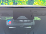 【トヨタセーフティセンス】走行中に前方の車両等を認識し、衝突しそうな時は警報とブレーキで衝突回避と被害軽減をアシスト。より安全にドライブをお楽しみいただけます。