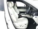 【運転席10Wayパワーシート&ドライビングポジションメモリー機能】運転手にあったシートパターン設定可能です。