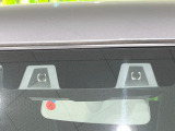 【スズキ セーフティサポート】走行中に前方の車両等を認識し、衝突しそうな時は警報とブレーキで衝突回避と被害軽減をアシスト。より安全にドライブをお楽しみいただけます。