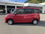 両側パワースライドドア付きだから、狭い駐車スペースなどでの乗り降りラクラク!小さなお子さまのいるご家庭には嬉しい装備。