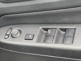運転席窓操作部スイッチの画像です。