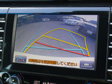 カラーバックモニターがついております!ステアリング連動ガイドラインが映し出されるので、駐車の際に非常に役に立ちます!!