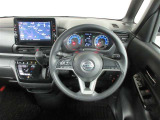 運転席はその車の重要ポイント。ぜひ実際にご乗車ください。お待ちしてます。