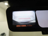 バックカメラ付きで車庫入れも楽々です。