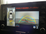 駐車も安心のガイドライン付きバックモニターです。