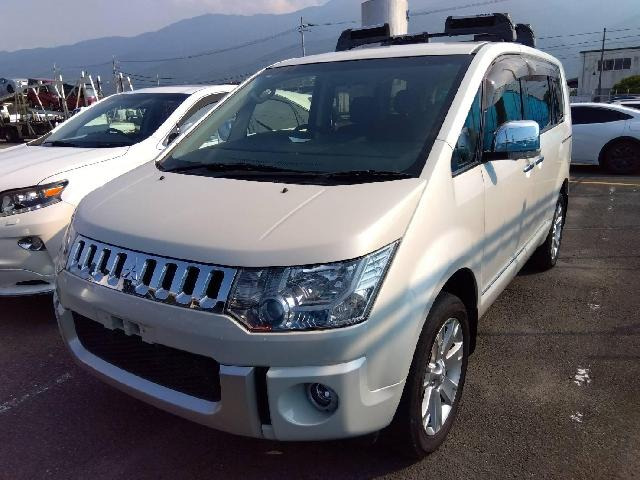 デリカD:5 2.2 シャモニー 4WD ディーゼルターボ