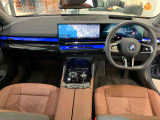 アウトバーンでの走行を見据えたBMWのブレーキシステムはもしもの時にもいち早くマシンを停止してくれます。