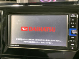【純正ナビ】人気の純正ナビを装備しております。ナビの使いやすさはもちろん、オーディオ機能も充実!キャンプや旅行はもちろん、通勤や買い物など普段のドライブも楽しくなるはず♪