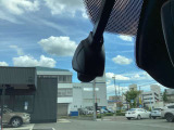 もう無くてはならない、ドライブレコーダーが搭載済みです!あおり運転等の抑制にもなりますし、万が一の時もこれでバッチリ確認できます!