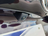 バックカメラが付いているので後方確認が非常にしやすいです。今や運転初心者も熟練者も必須装備!ついていて損はないですね♪