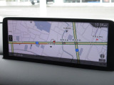 マツダコネクトの10.25インチワイドセンターディスプレイです。『Android Auto』『Apple CarPlay』や独自のコネクテッドサービスに対応したインターフェイスシステムです。