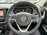 ステアリングを握れば目の前にJeepワールドが広がります!