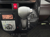 【 シフト 】スムーズなシフトチェンジで快適にお車を操縦していただけます!