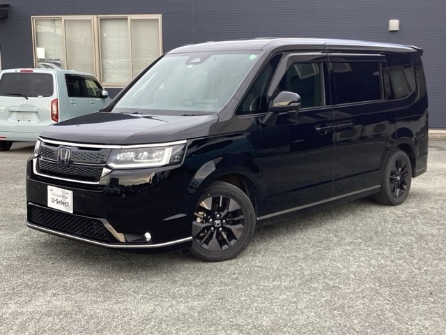 ステップワゴン  2.0 e:HEV スパーダ