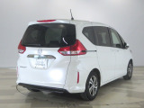 都内を対象に算出した総額表示を行っております。お住いの地域により納車(輸送)費用が別途必要となります。