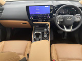 NX 250 バージョンL 4WD 4WD 本革シート