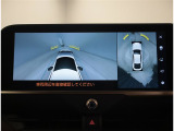 パノラミックビューモニター 車両上空より写したような画像をモニターに表示☆車庫入れや、幅寄せなどに大変便利な機能です。