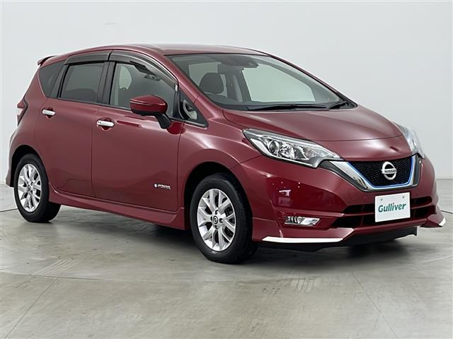ノート1.2 e-POWER X FOUR 4WD修復歴無し
