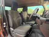 運転席シート廻りは使用感も少なく、良好な状態となっています。丁寧に使われていたことがよくわかりますね。