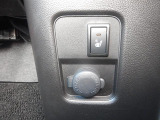 運転シートはヒーター機能搭載。アクセサリーソケット