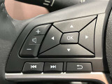 ステアリングスイッチ搭載!ハンドルひとつで手を離さなくても運転中視線をそらさなくても操作が出来て便利です♪