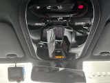 メルセデス・ベンツの定める厳しい基準をクリアしたお車のみをご案内させて頂きます。納車前整備はメーカー規定に基づき100項目以上にも及ぶ点検を熟練のメカニックによって行いご納車させて頂きます。