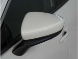 【ドアミラーウインカー】格好良さだけではなく対向車両からの視認性もよく安全に走行する為の安全装備のひとつです。