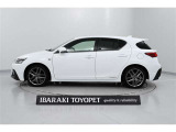 『 CT200h Fスポーツ 』入荷しました。 お気軽にお問い合わせください。