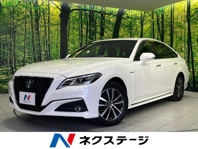 クラウン ハイブリッド 2.5 G Four 4WD 
