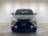 明るいLEDライトで、暗い夜道の運転も快適に。