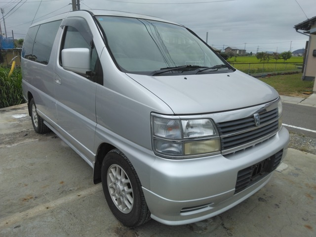 エルグランド 3.2 V ディーゼル 4WD 軽油 3200cc ディーゼル ターボ 4WD 3列シ