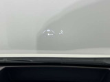 ヘッドアップディスプレイ付きなので、目線を下げずに速度確認やプロパイロットの設定ができます。