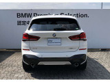 24時間、365日対応のBMWコールセンターがあなたの車をサポートします。当社販売車両は全車両サービス付帯!