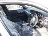 展示車両は厳正な車両チェックを実施しております。もちろん全車室内クリーニング済みになっております。(トラック等一部車種は除きます)