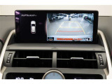 バックガイドモニターで、後方を確認しながら安心して駐車することができます。運転初心者も熟練者も必須の機能ですよ!