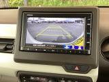 バックモニターにガイド線表示付きなので車庫入れも安心【カメラアングルは3パターンから選べます】知らない道でも安心して楽しくお出かけができます。