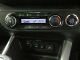 オートエアコンで夏も冬も快適な車内空間を。