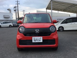 お客様に安全で快適なカーライフをお送りいただくために、中古車にも高いレベルの品質基準を設け、その基準に従って、全ての中古車について納車前整備を実施しています。