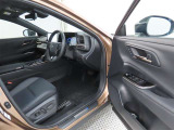 【禁煙車の定義】当店の定義・・・☆タバコ臭くない事☆コゲがない事☆灰皿等の喫煙器具が未使用の事 以上3項目をクリアした場合【禁煙車】と表示します。(現状を表しています。過去の事は、断定できません。)