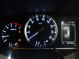 展示車は全てトヨタの車を知り尽くしたエキスパートが基本性能に関わる機能や状態を徹底的にチェックしています。消耗部品の事前交換など法定12ヶ月点検相当の点検・整備を必ず実施しています。