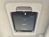 運転席のバイザー裏にはスマートインETC付きです♪