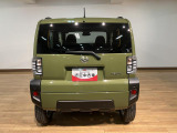 メモリーナビにバックカメラ装備です♪R4年式、走行2.1万キロ 人気のカーキー色のタフトGが入庫!タフトならではの開放感のあるスカイフィールトップでドライブも楽しくなりますよ