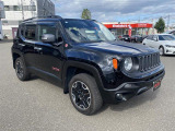 ジープ レネゲード トレイルホーク 4WD/純正ディスプレイオーディオ/バックモニター/ブラインドスポットモニター/クルーズコントロール/ルーフレール/電動格納サイドミラー/プッシュスタート