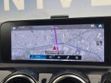 ●純正ナビ:一体感のあるナビは、高級感ある車内を演出してくれます。オーディオ機能も充実しておりますので、運転もより楽しめます♪